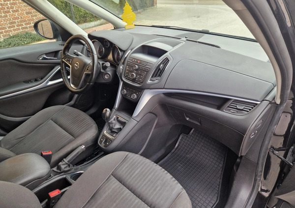 Opel Zafira cena 39900 przebieg: 119060, rok produkcji 2015 z Wrocław małe 631